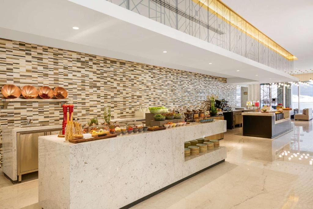 Wyndham Grand Doha West Bay Beach - 18