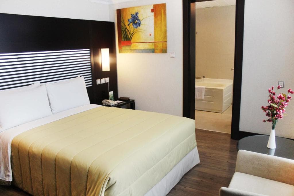 Holiday Villa Hotel & Residence City Centre Doha - 25