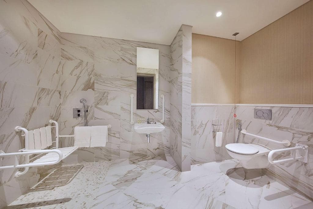 DoubleTree by Hilton Doha - Old Town - 13
