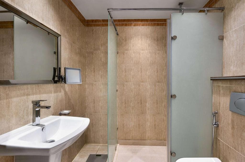 Wyndham Doha West Bay - 34