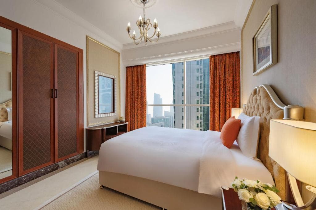 Dusit Hotel & Suites Doha - 10