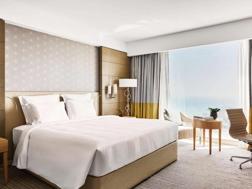 Pullman Doha West Bay - 16