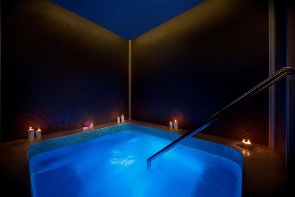 AlRayyan Hotel Doha, Curio Collection by Hilton - 10