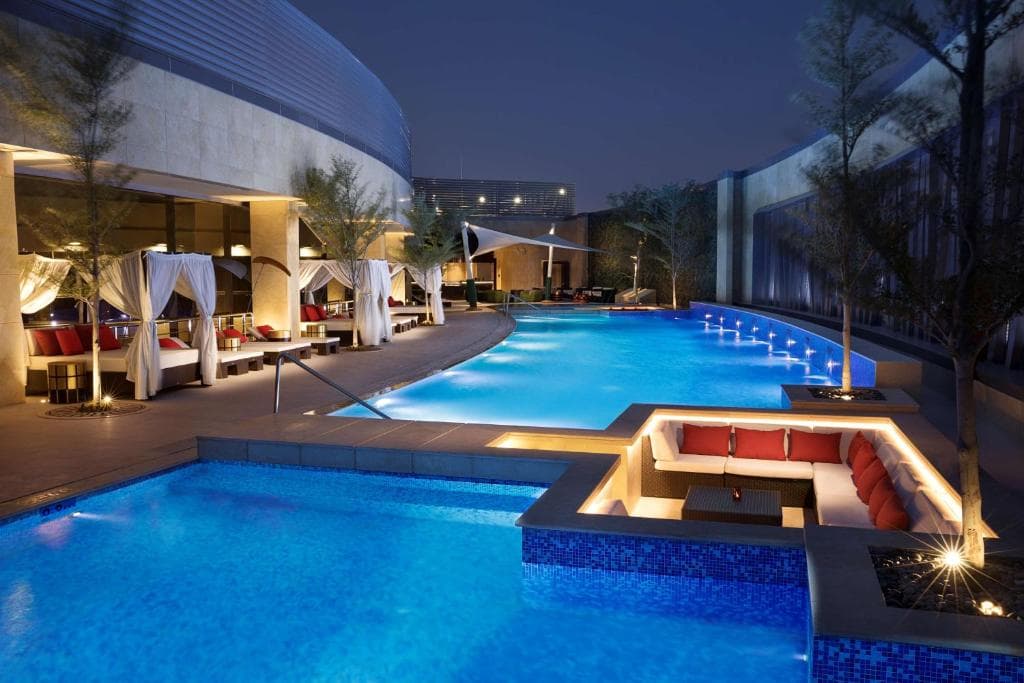 AlRayyan Hotel Doha, Curio Collection by Hilton - 11