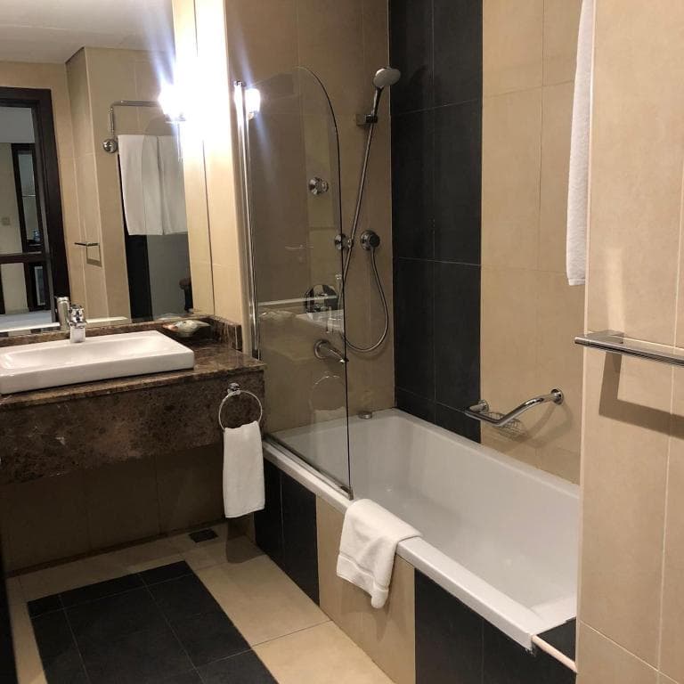 Golden Tulip Doha - 12