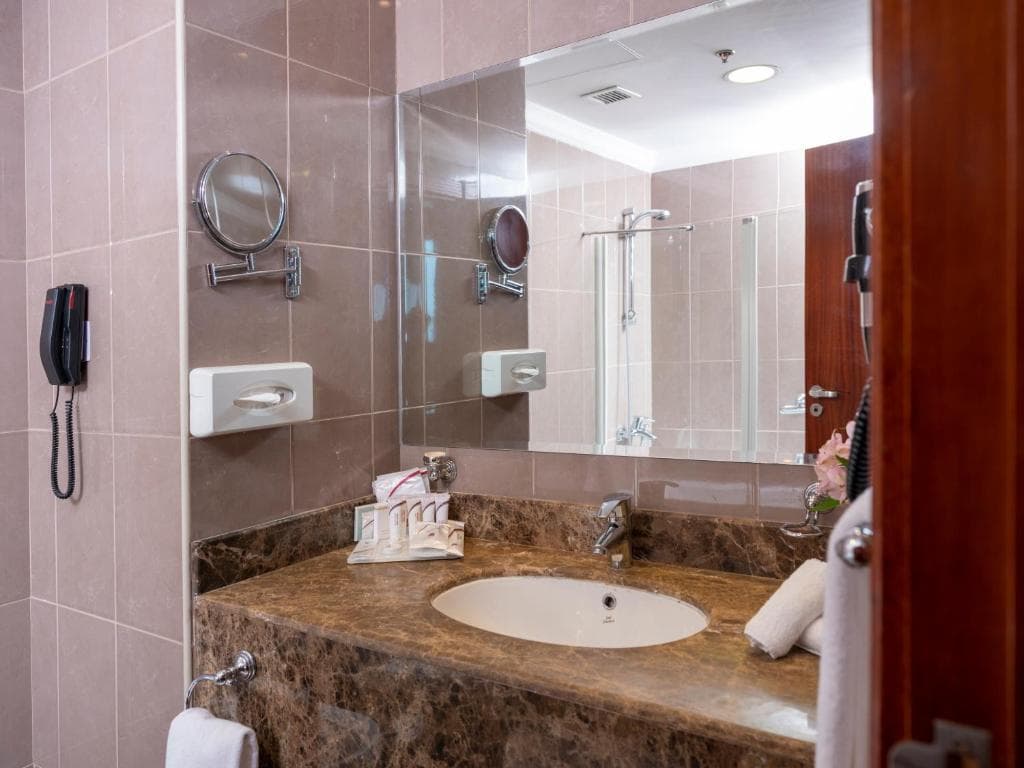 Retaj Al Rayyan Hotel - 4