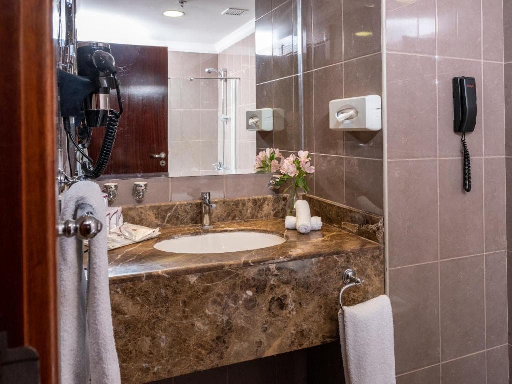 Retaj Al Rayyan Hotel - 34