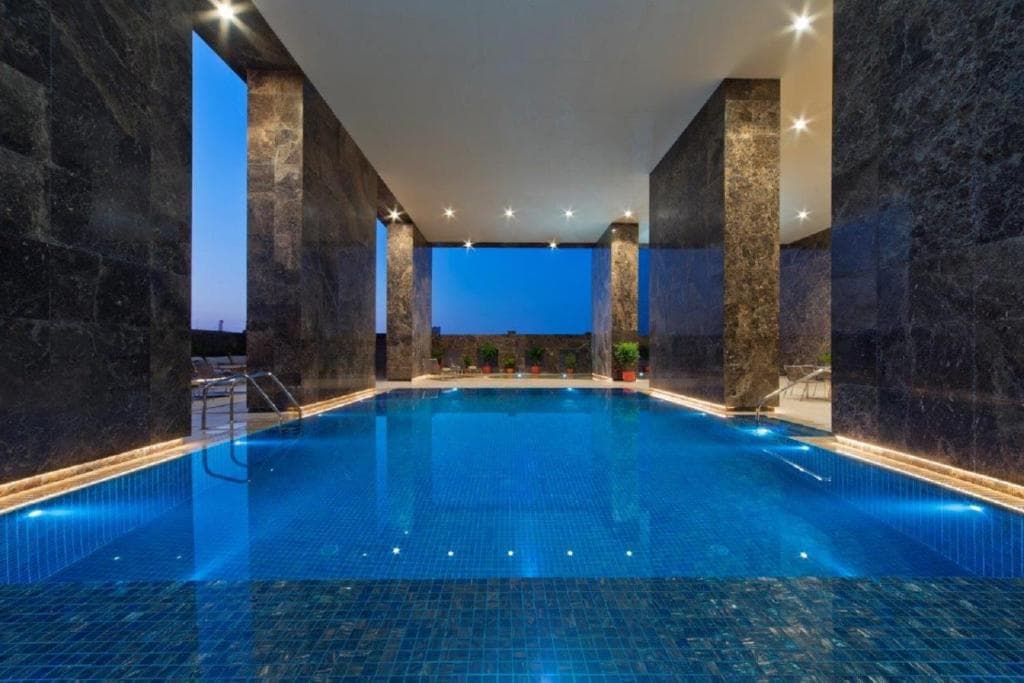 voco Doha West Bay Suites, an IHG Hotel - 3