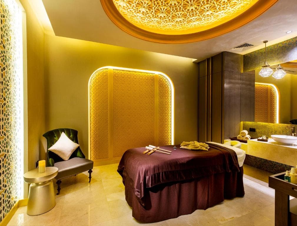 Ezdan Palace Hotel - 16