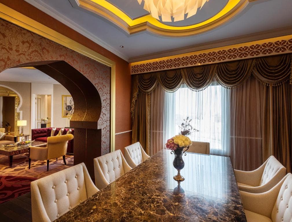 Ezdan Palace Hotel - 22