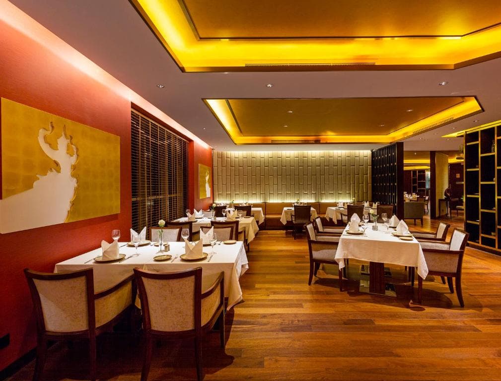 Ezdan Palace Hotel - 24