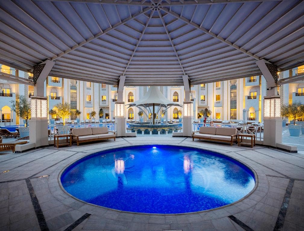 Ezdan Palace Hotel - 31