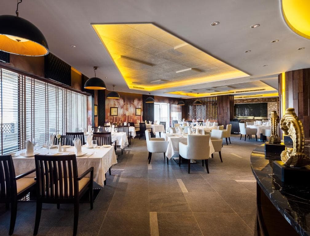 Ezdan Palace Hotel - 34
