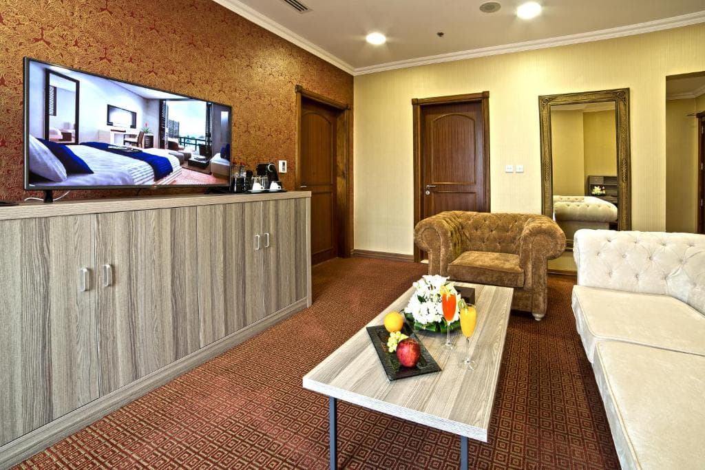Sapphire Plaza Hotel - 25