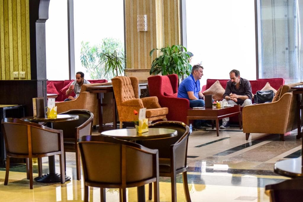 Sapphire Plaza Hotel - 32
