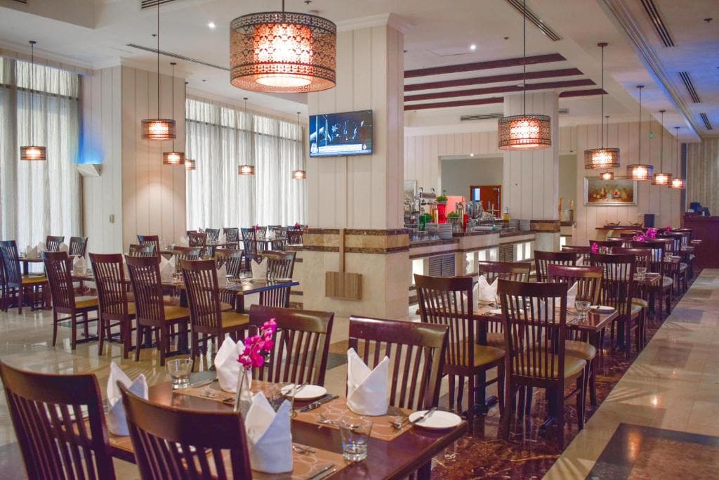 Sapphire Plaza Hotel - 43