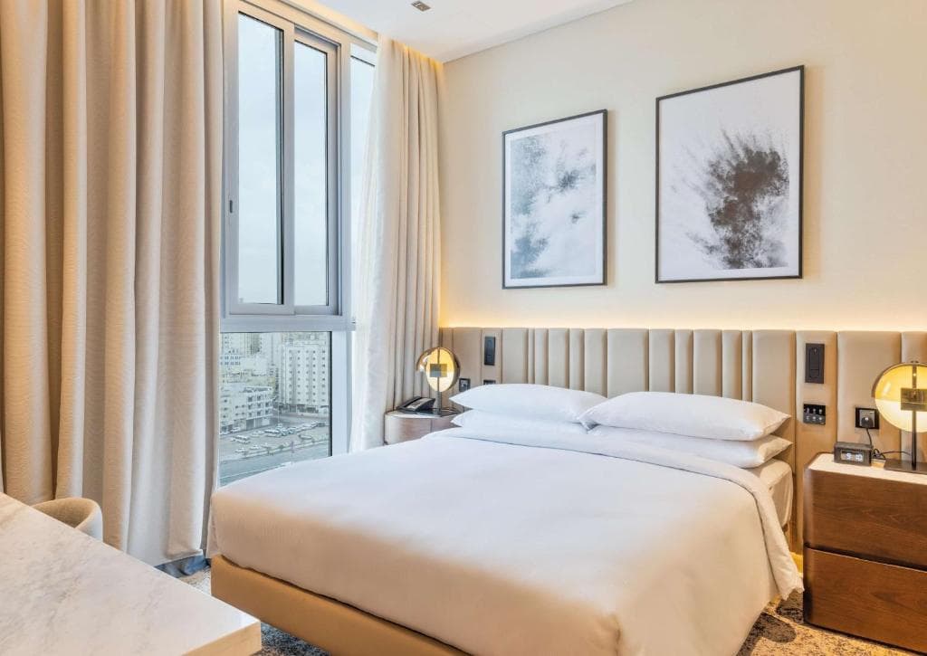 Embassy Suites by Hilton Doha Old Town - 13