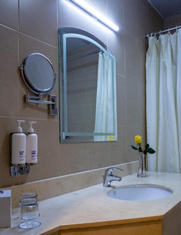 Kingsgate Hotel Doha - 37