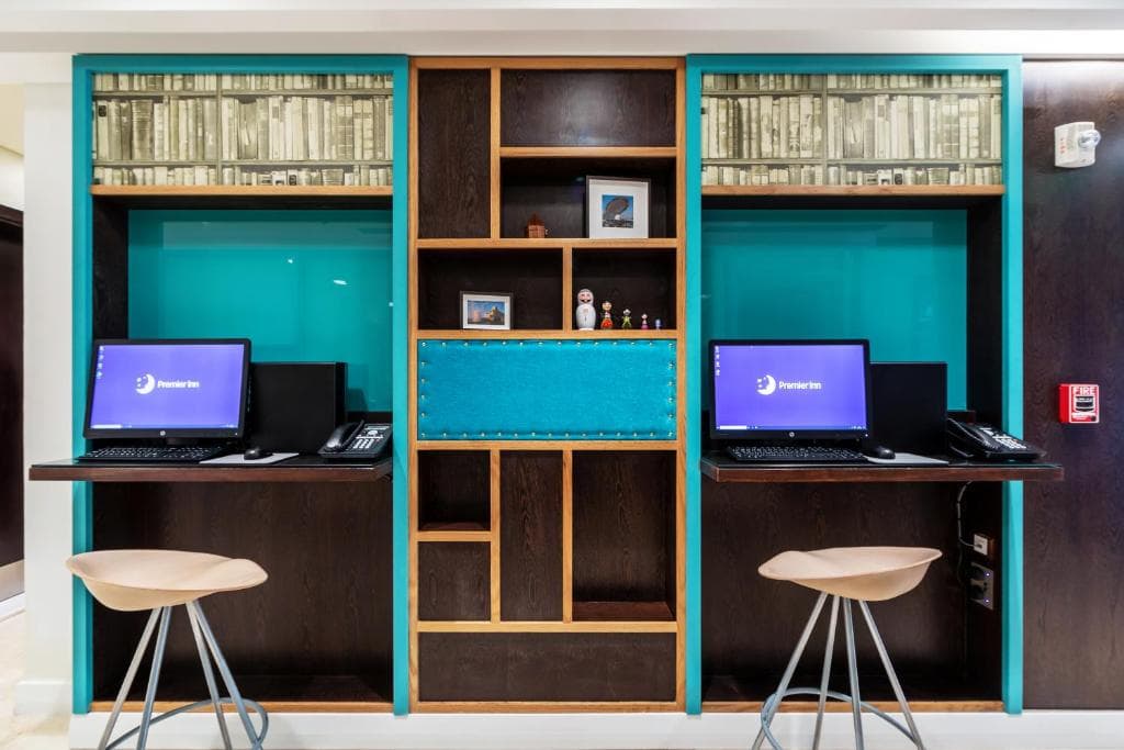 Premier Inn Doha Airport - 8