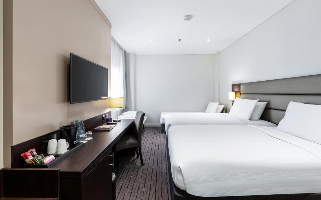 Premier Inn Doha Airport - 9