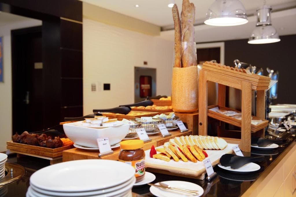 Premier Inn Doha Airport - 15