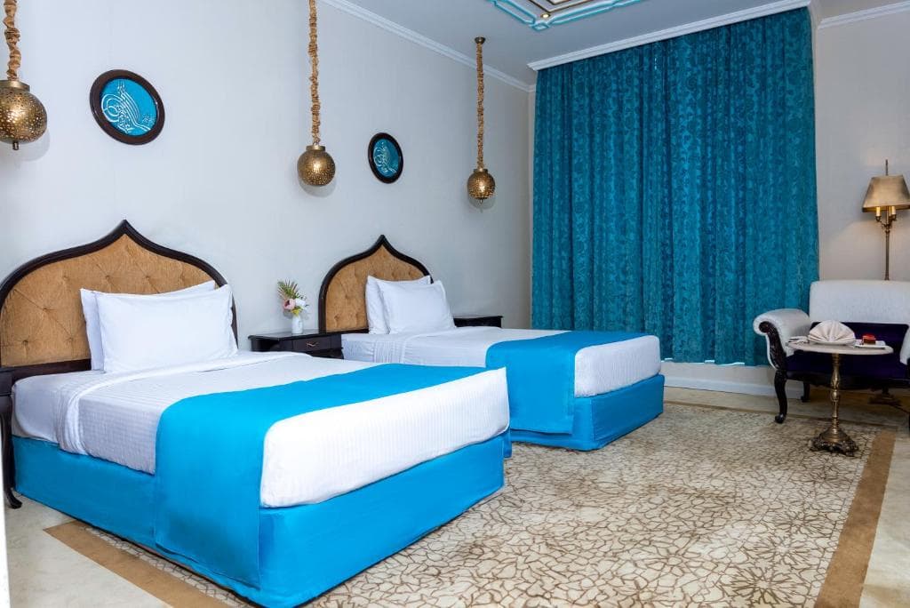 Saraya Corniche Hotel - 9