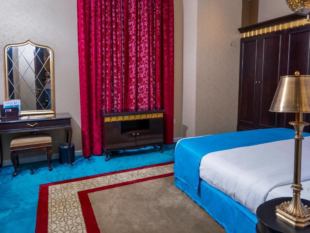 Saraya Corniche Hotel - 18
