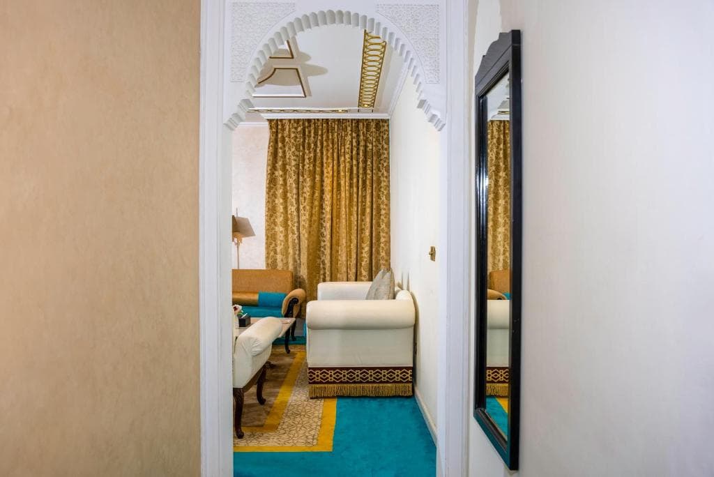 Saraya Corniche Hotel - 24