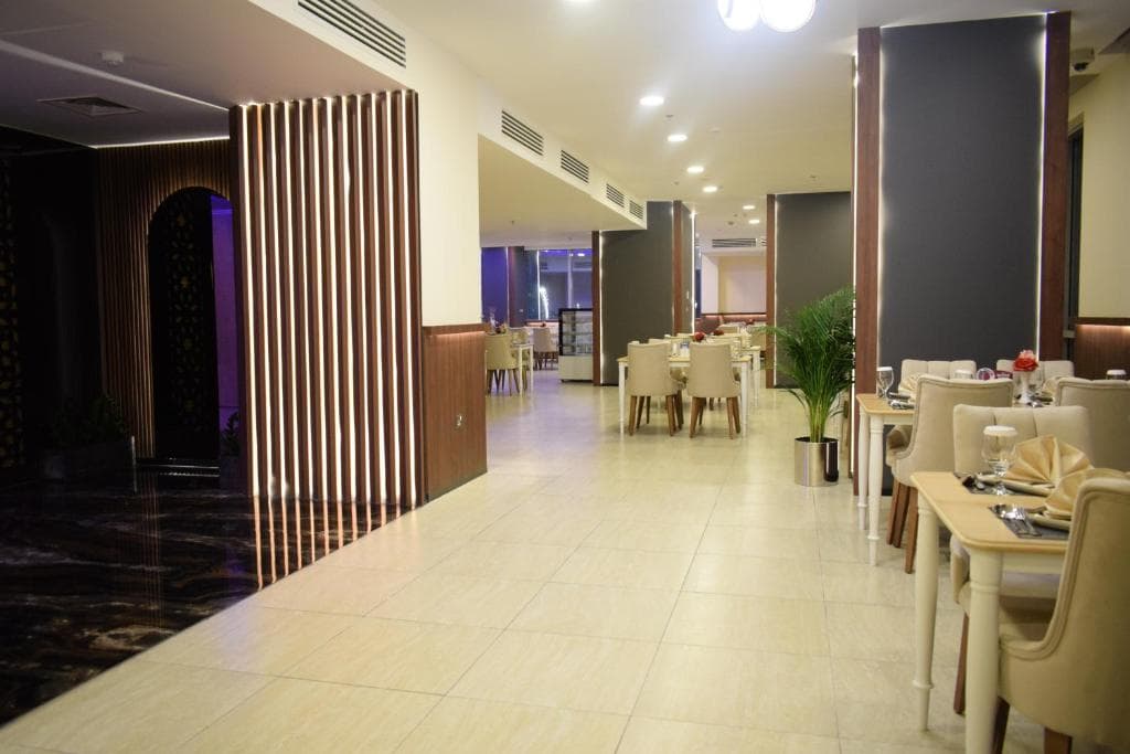 Saraya Corniche Hotel - 44