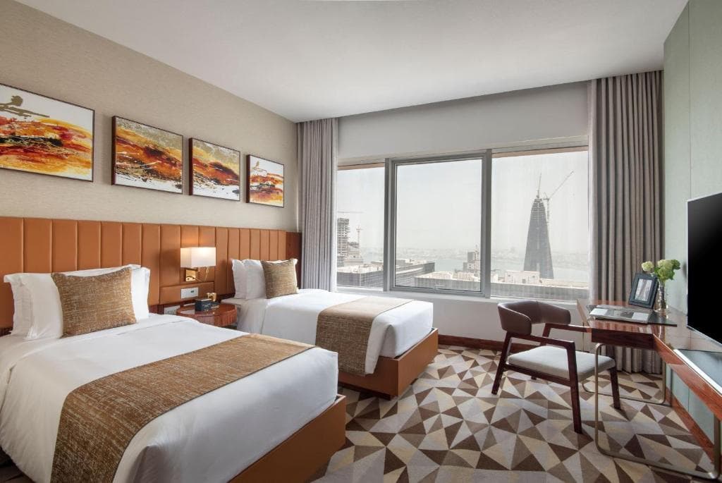The Bentley Luxury Hotel & Suites - 15