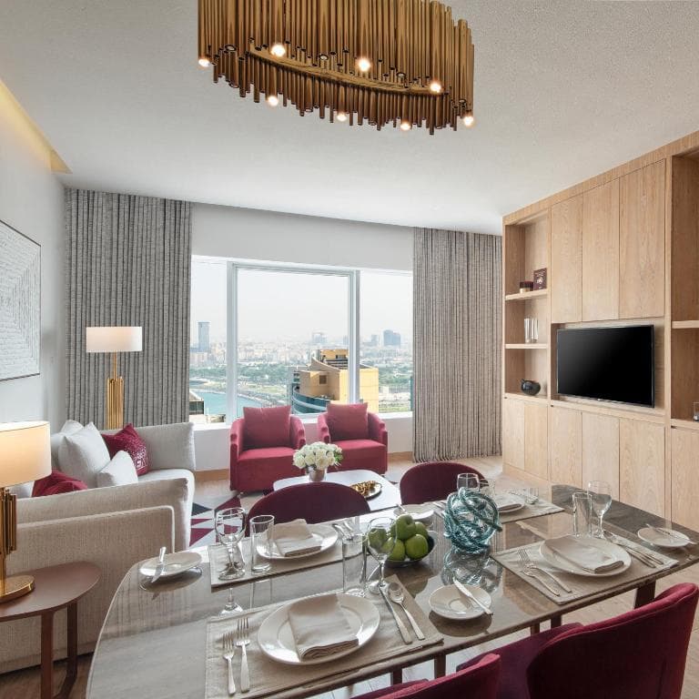 The Bentley Luxury Hotel & Suites - 35