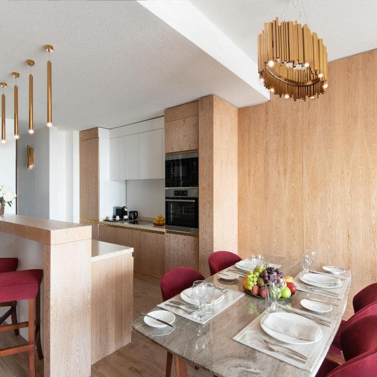 The Bentley Luxury Hotel & Suites - 43