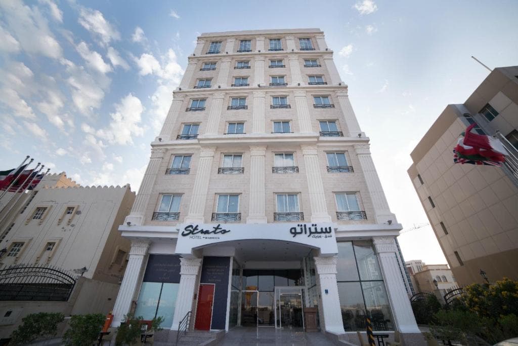 Strato Hotel by Warwick - 7