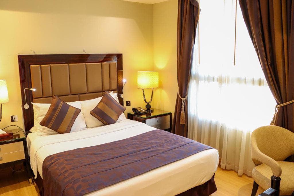 Strato Hotel by Warwick - 9