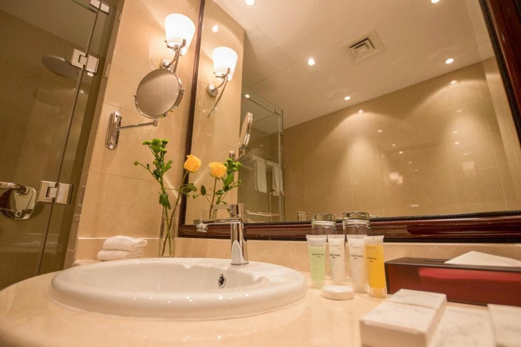 Strato Hotel by Warwick - 33
