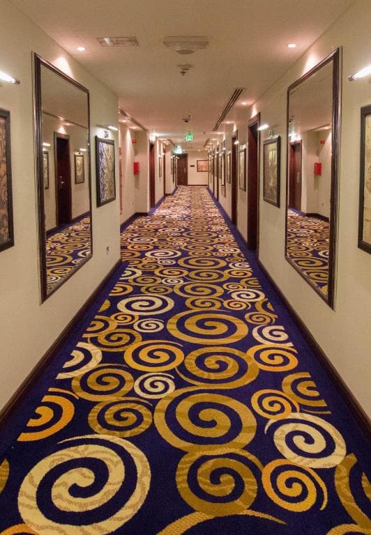 Strato Hotel by Warwick - 36