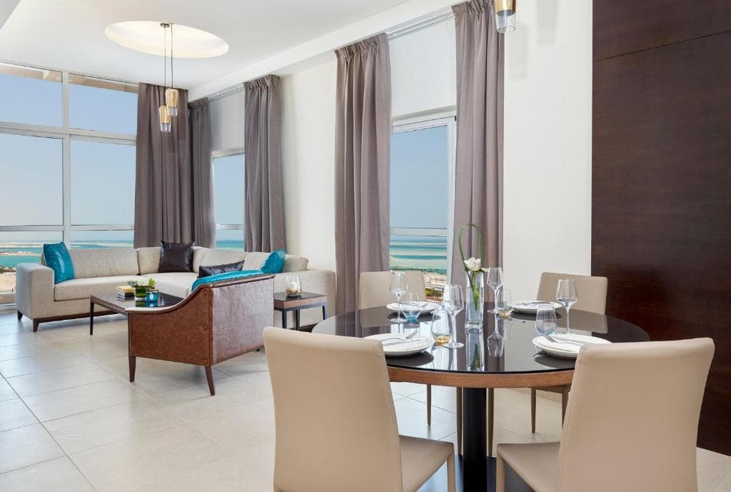 Staybridge Suites - Doha Lusail - 17