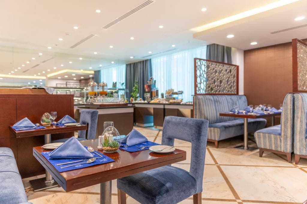 Century Hotel Doha - 5