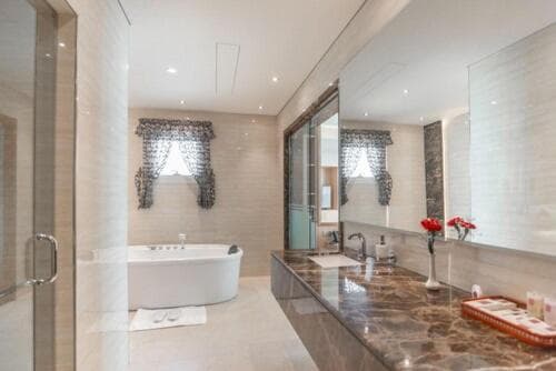 Century Hotel Doha - 8