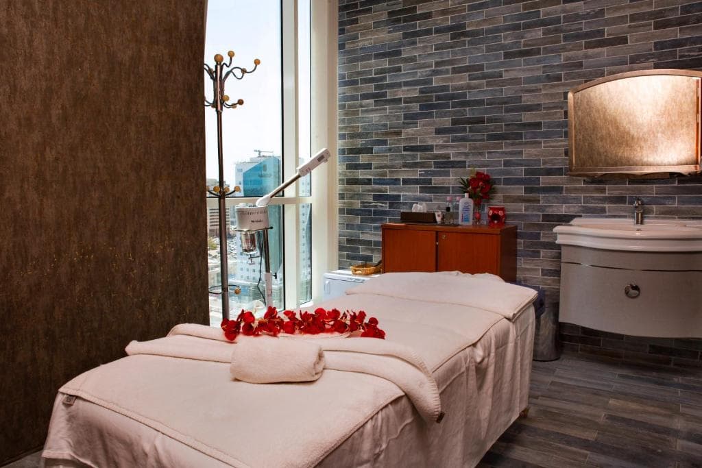 Century Hotel Doha - 9