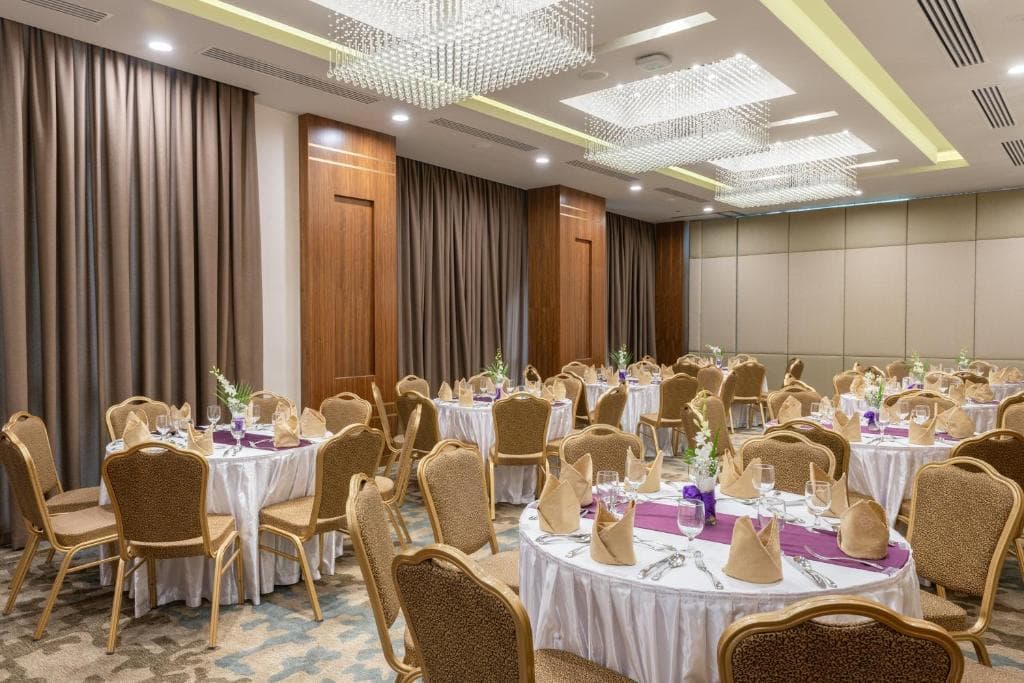 Century Hotel Doha - 18
