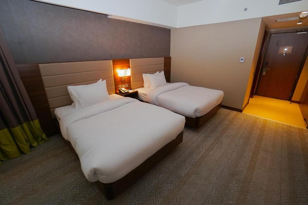 The Grand Lux Hotel - 20