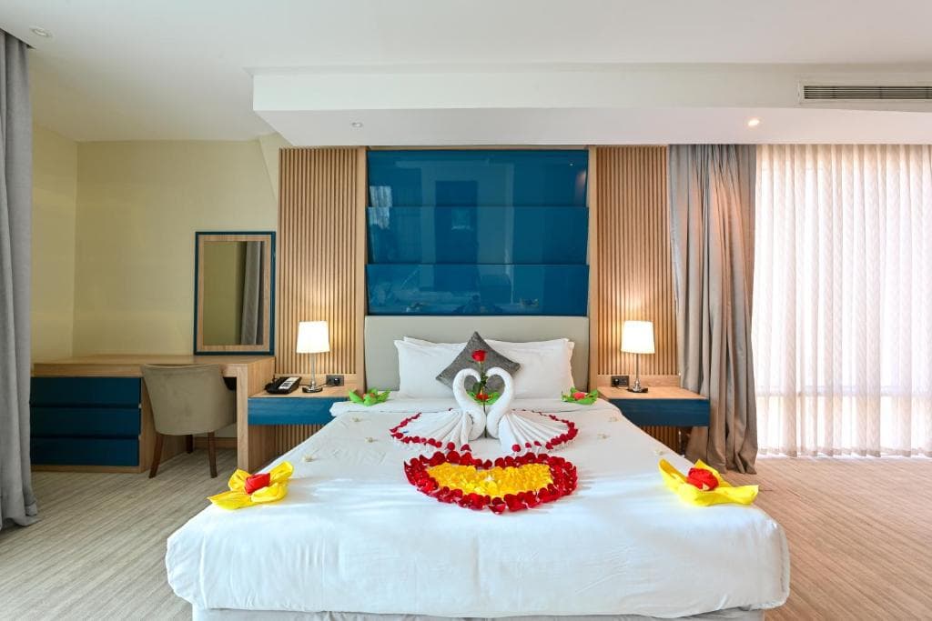 Al Mansour Suites Hotel - 2