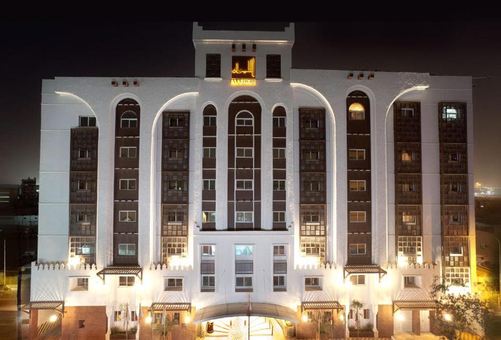 Al Liwan Suites - 1