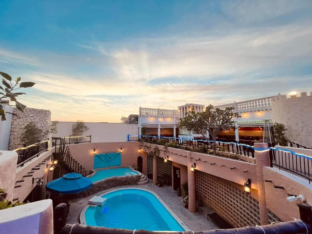 Al Liwan Suites - 3