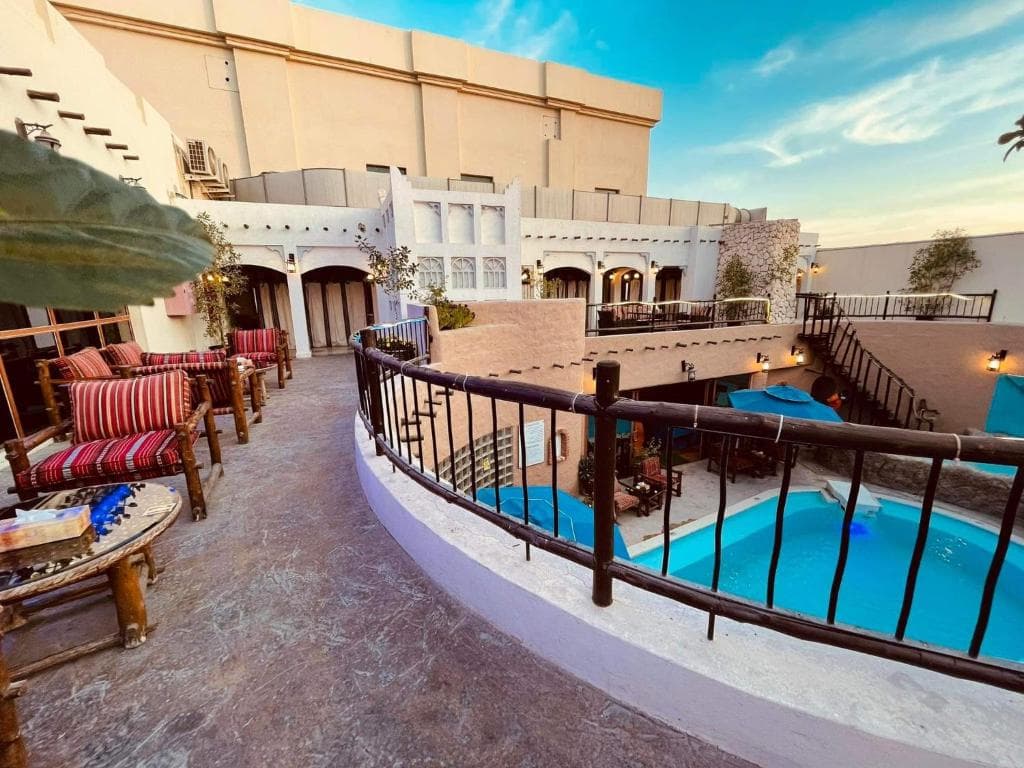 Al Liwan Suites - 9