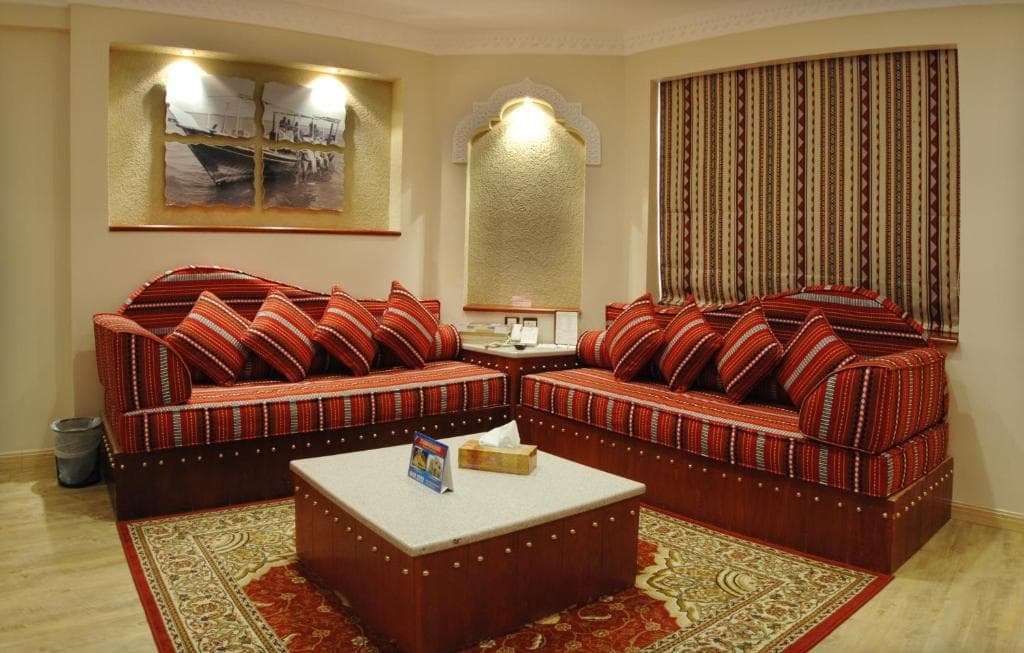 Al Liwan Suites - 20