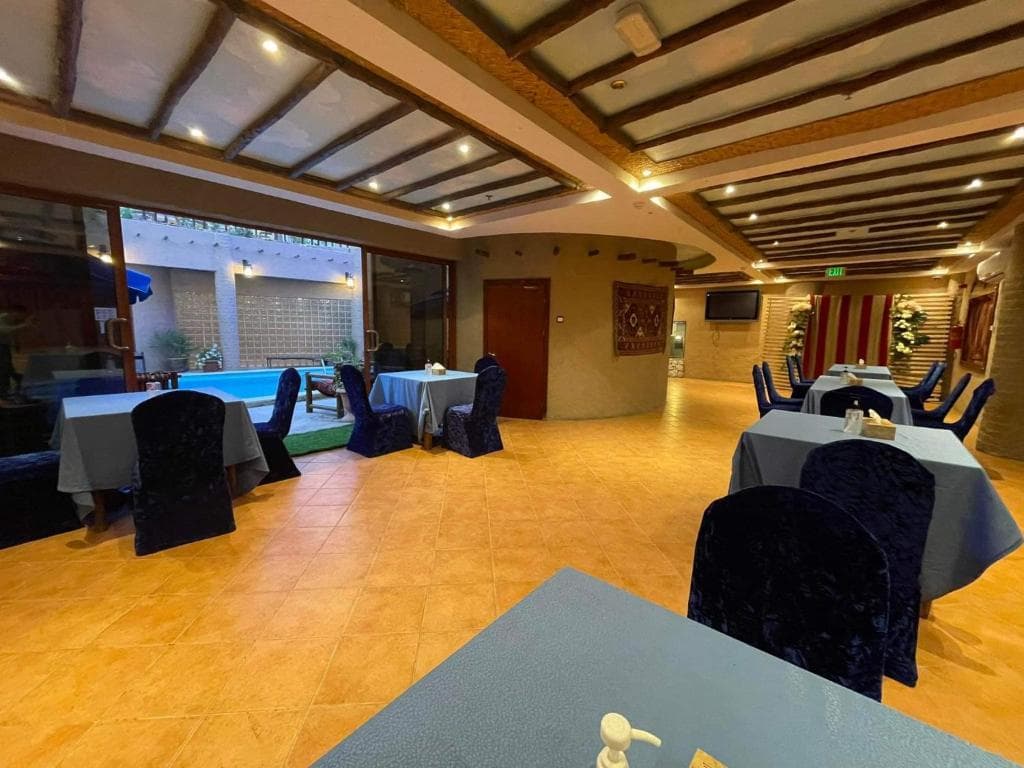 Al Liwan Suites - 28
