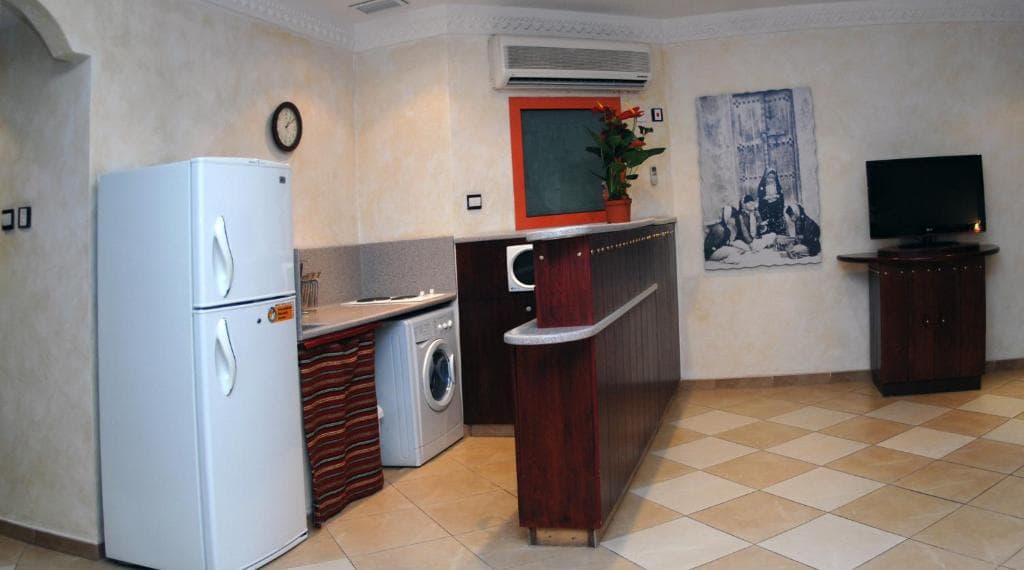 Al Liwan Suites - 36