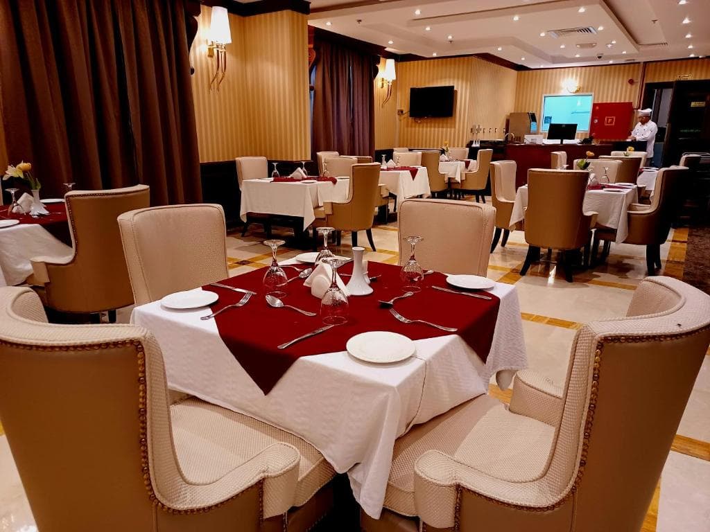 Royal Qatar Hotel - 6